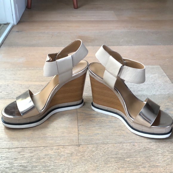 Calvin Klein Wedge - Picture 2 of 3